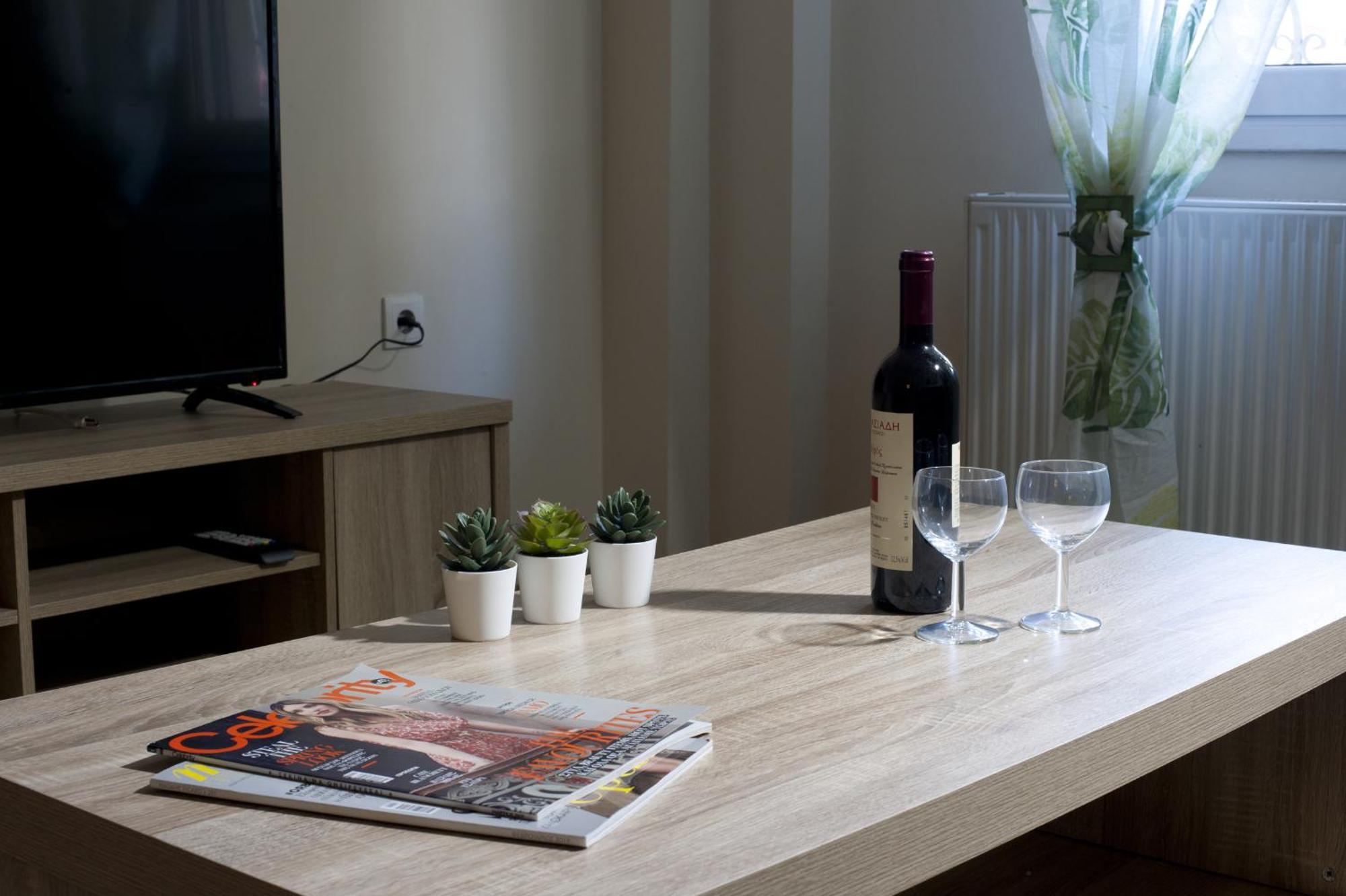 Comfortable Apartment At The Foot Of The Odeon Of Herodes Atticus Atena Exterior foto